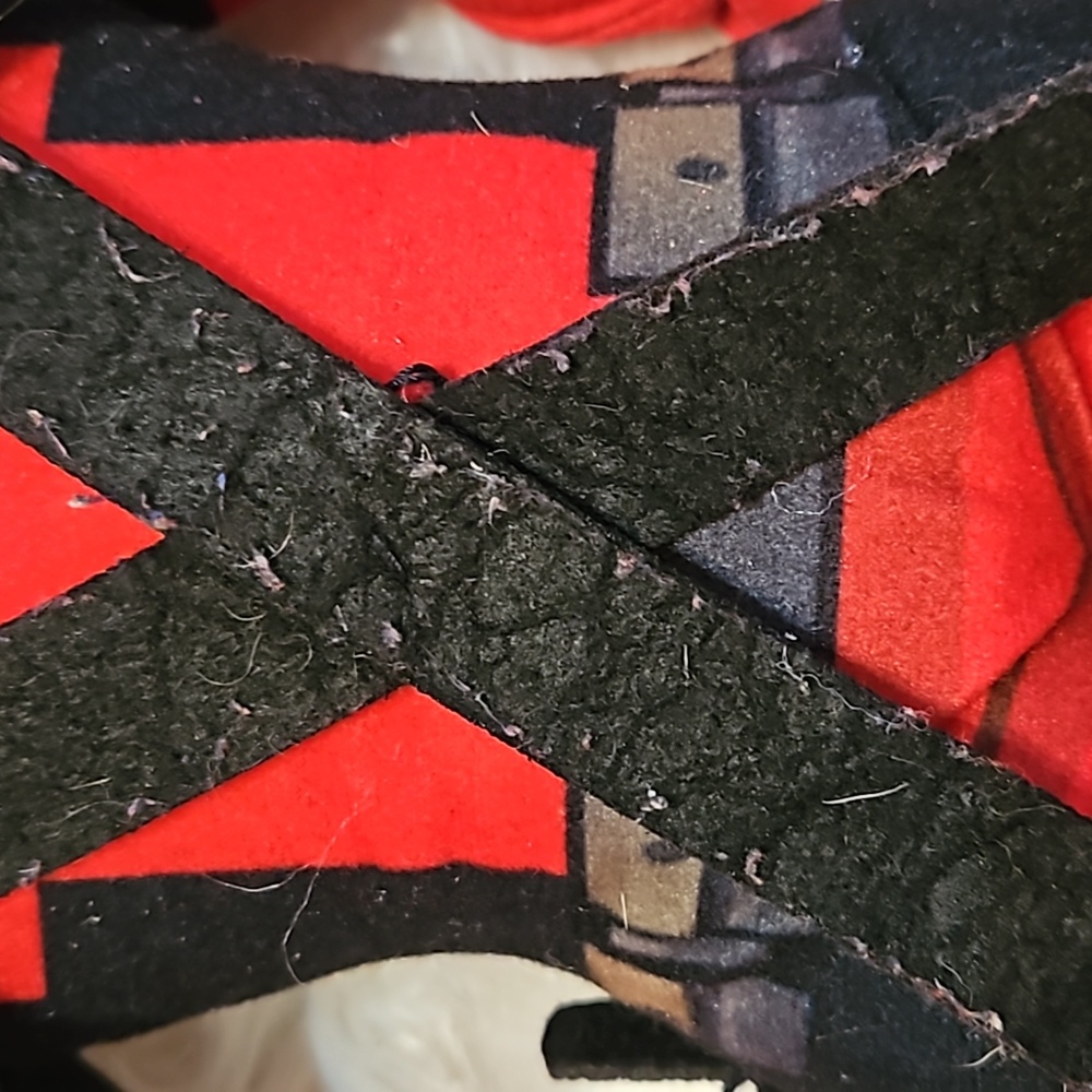 Deadpool plush - Picture 3 of 3